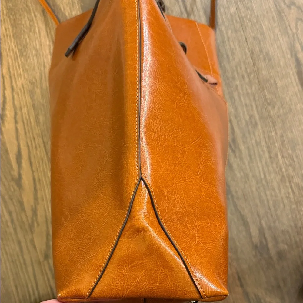 Kattee Cognac Brown Leather Tote Bag - Picture 7 of 14